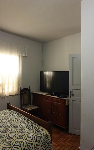 Casa à venda com 180m², 3 quartos e 4 vagasQuarto 3