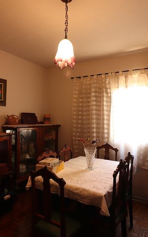 Casa à venda com 180m², 3 quartos e 4 vagasQuarto 2