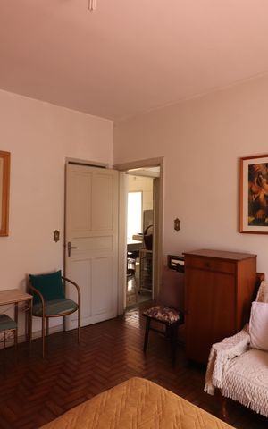 Casa à venda com 180m², 3 quartos e 4 vagasQuarto 1 - Suíte