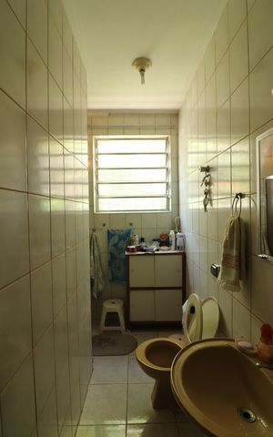 Casa à venda com 180m², 3 quartos e 4 vagasBanheiro Social