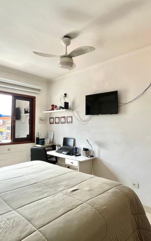Casa à venda com 128m², 3 quartos e 4 vagas Casa à venda com 128m², 3 quartos e 4 vagasSuite
