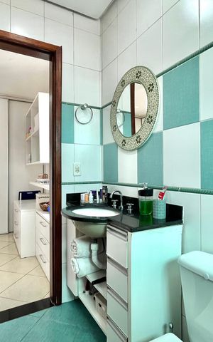 Casa à venda com 128m², 3 quartos e 4 vagas Casa à venda com 128m², 3 quartos e 4 vagasBanheiro da Suíte