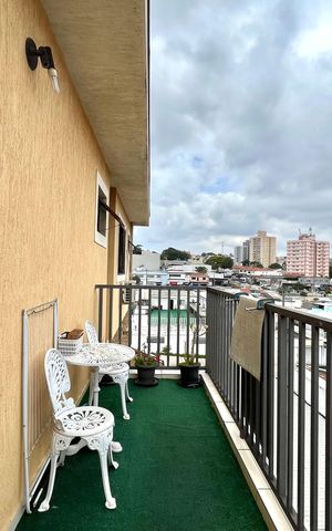 Casa à venda com 128m², 3 quartos e 4 vagas Casa à venda com 128m², 3 quartos e 4 vagasVaranda do Quarto 2