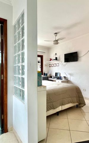 Casa à venda com 128m², 3 quartos e 4 vagas Casa à venda com 128m², 3 quartos e 4 vagasCloset da suíte