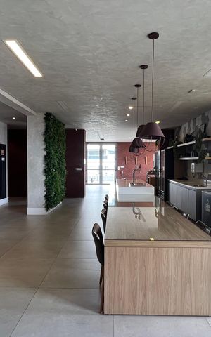 Studio para alugar com 31m², 1 quarto e 1 vaga Studio para alugar com 31m², 1 quarto e 1 vagaÁrea comum - Salão de festas