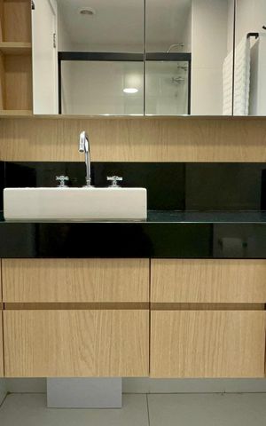 Studio para alugar com 31m², 1 quarto e 1 vaga Studio para alugar com 31m², 1 quarto e 1 vagaBanheiro