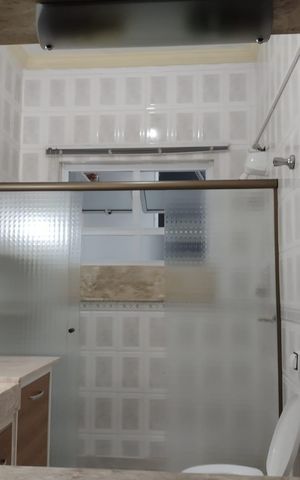 Apartamento à venda com 120m², 2 quartos e sem vaga Apartamento à venda com 120m², 2 quartos e sem vagaBanheiro