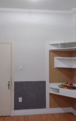 Apartamento à venda com 120m², 2 quartos e sem vaga Apartamento à venda com 120m², 2 quartos e sem vagaBanheiro