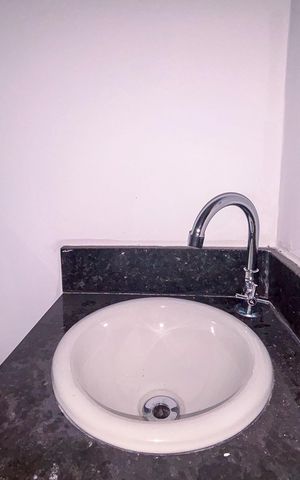Apartamento para alugar com 28m², 1 quarto e sem vaga Apartamento para alugar com 28m², 1 quarto e sem vagaBanheiro