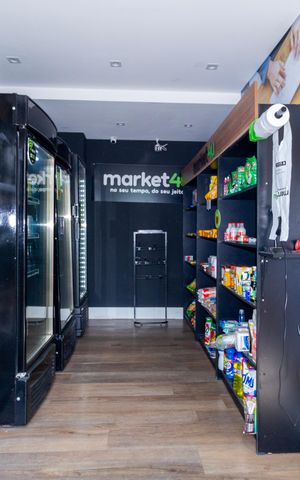 Apartamento à venda com 35m², 1 quarto e sem vaga Apartamento à venda com 35m², 1 quarto e sem vagaMini Mercado