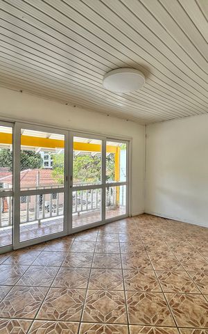 Casa para alugar com 129m², 3 quartos e 2 vagas Casa para alugar com 129m², 3 quartos e 2 vagasSuíte