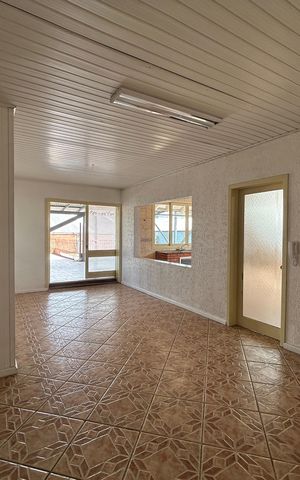 Casa para alugar com 129m², 3 quartos e 2 vagas Casa para alugar com 129m², 3 quartos e 2 vagasSala