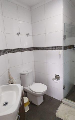 Apartamento à venda com 105m², 3 quartos e 2 vagas Apartamento à venda com 105m², 3 quartos e 2 vagasBanheiro Social