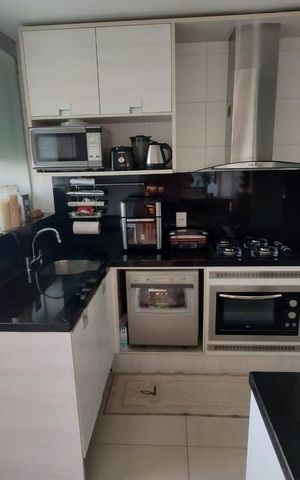 Apartamento à venda com 105m², 3 quartos e 2 vagas Apartamento à venda com 105m², 3 quartos e 2 vagasCozinha