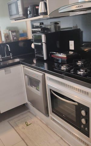 Apartamento à venda com 105m², 3 quartos e 2 vagas Apartamento à venda com 105m², 3 quartos e 2 vagasCozinha