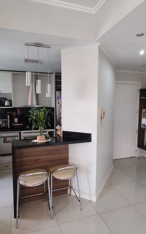 Apartamento à venda com 105m², 3 quartos e 2 vagas Apartamento à venda com 105m², 3 quartos e 2 vagasCozinha