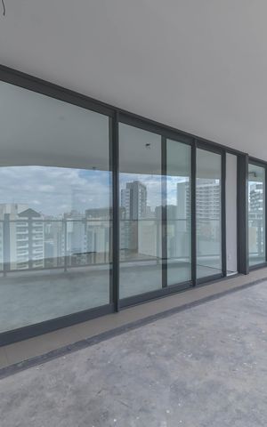 Apartamento à venda com 152m², 3 quartos e 2 vagasVaranda