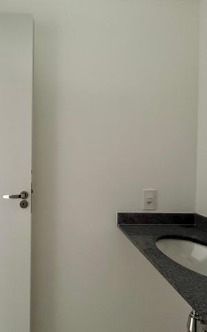 Studio à venda com 25m², 0 quarto e sem vaga Studio à venda com 25m², 0 quarto e sem vagaBanheiro