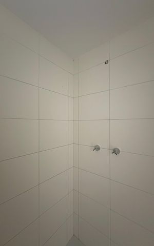 Studio à venda com 25m², 0 quarto e sem vaga Studio à venda com 25m², 0 quarto e sem vagaBanheiro