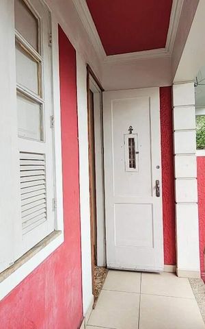 Casa à venda com 65m², 2 quartos e sem vaga
