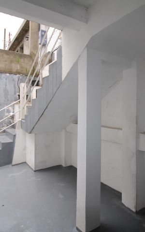 Casa à venda com 160m², 2 quartos e 1 vagaGaragem