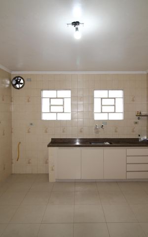 Casa à venda com 160m², 2 quartos e 1 vagaCozinha