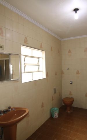 Casa à venda com 160m², 2 quartos e 1 vagaBanheiro 2