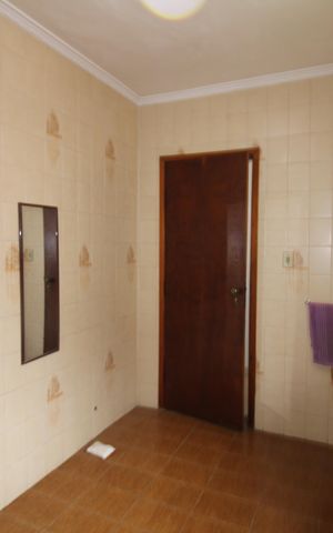 Casa à venda com 160m², 2 quartos e 1 vagaBanheiro 2
