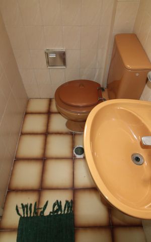 Casa à venda com 160m², 2 quartos e 1 vagaBanheiro