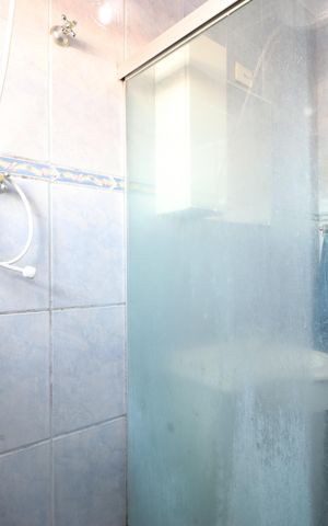 Casa à venda com 300m², 6 quartos e 2 vagasBanheiro da Suíte 1