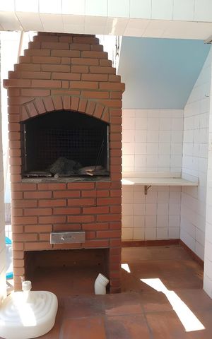 Casa para alugar com 550m², 4 quartos e 6 vagas
