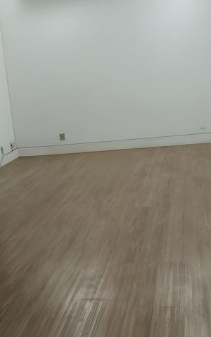 Casa para alugar com 550m², 4 quartos e 6 vagas
