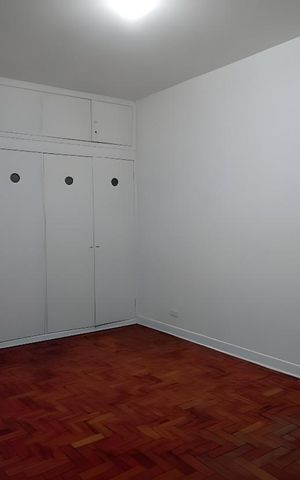 Casa para alugar com 550m², 4 quartos e 6 vagas