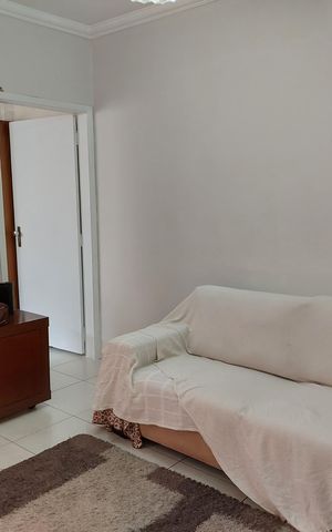 Casa à venda com 137m², 3 quartos e 2 vagas Casa à venda com 137m², 3 quartos e 2 vagasSala