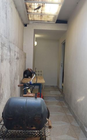Casa à venda com 137m², 3 quartos e 2 vagas Casa à venda com 137m², 3 quartos e 2 vagasÁrea Externa