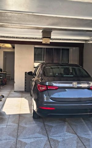 Casa à venda com 137m², 3 quartos e 2 vagas Casa à venda com 137m², 3 quartos e 2 vagasÁrea Externa