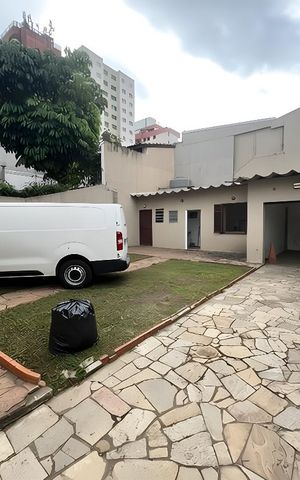 Casa para alugar com 300m², 3 quartos e 10 vagas