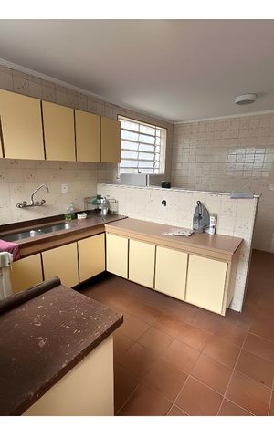 Casa para alugar com 300m², 3 quartos e 10 vagas