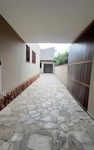 Casa para alugar com 300m², 3 quartos e 10 vagas