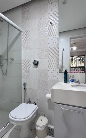 Apartamento à venda com 130m², 3 quartos e 3 vagas Apartamento à venda com 130m², 3 quartos e 3 vagasSuíte - Banheiro