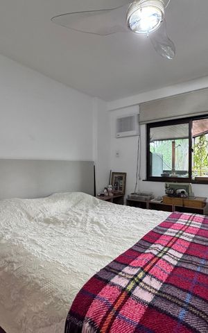 Apartamento à venda com 130m², 3 quartos e 3 vagas Apartamento à venda com 130m², 3 quartos e 3 vagasSuíte