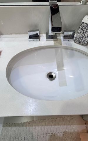 Apartamento à venda com 130m², 3 quartos e 3 vagas Apartamento à venda com 130m², 3 quartos e 3 vagasBanheiro Social