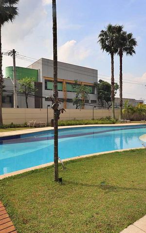 Apartamento à venda com 135m², 4 quartos e 2 vagasÁrea comum - Piscina