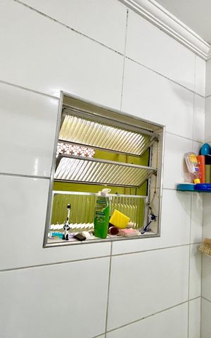 Casa à venda com 292m², 5 quartos e 4 vagasBanheiro 1
