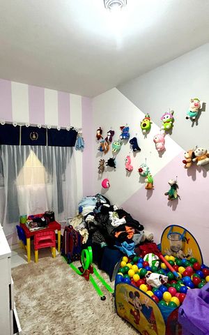 Casa à venda com 292m², 5 quartos e 4 vagasQuarto 1