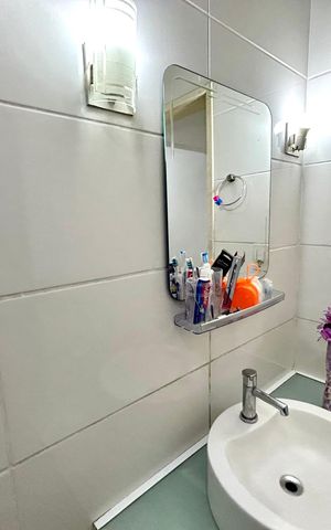 Casa à venda com 292m², 5 quartos e 4 vagasBanheiro 1