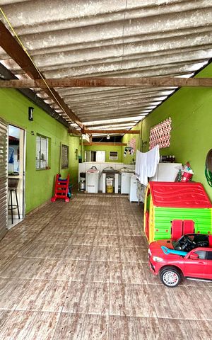 Casa à venda com 292m², 5 quartos e 4 vagasQuintal