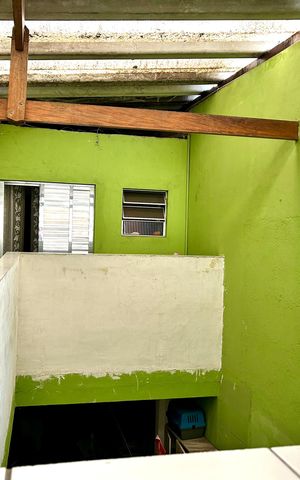 Casa à venda com 292m², 5 quartos e 4 vagasQuintal