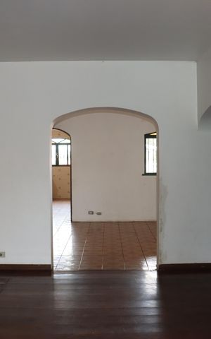Casa para alugar com 1001m², 4 quartos e 4 vagasSala
