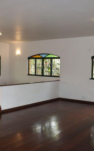 Casa para alugar com 1001m², 4 quartos e 4 vagasSala
